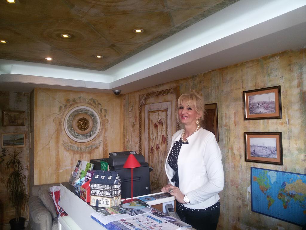 Hostel Pansion Lion Szarajevó Kültér fotó