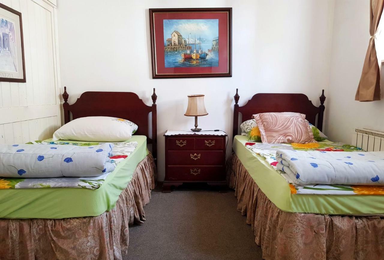 Hostel Pansion Lion Szarajevó Kültér fotó