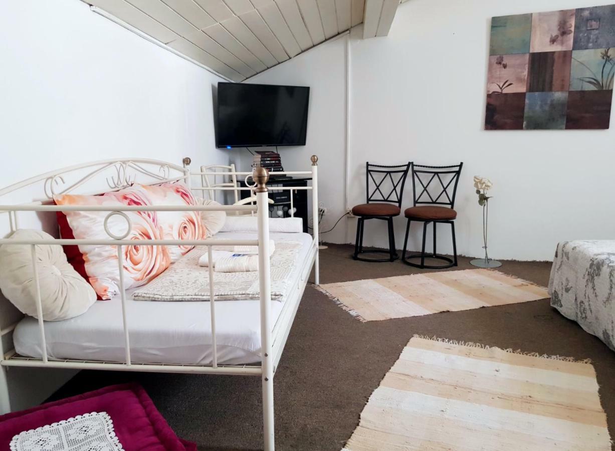 Hostel Pansion Lion Szarajevó Kültér fotó