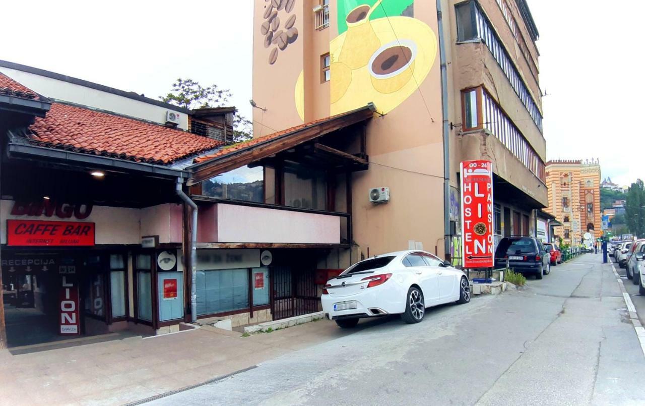 Hostel Pansion Lion Szarajevó Kültér fotó