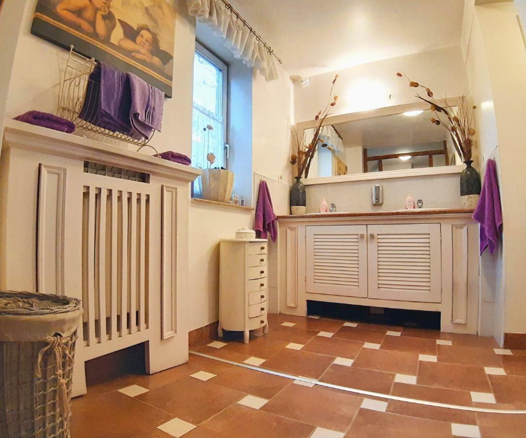 Hostel Pansion Lion Szarajevó Kültér fotó