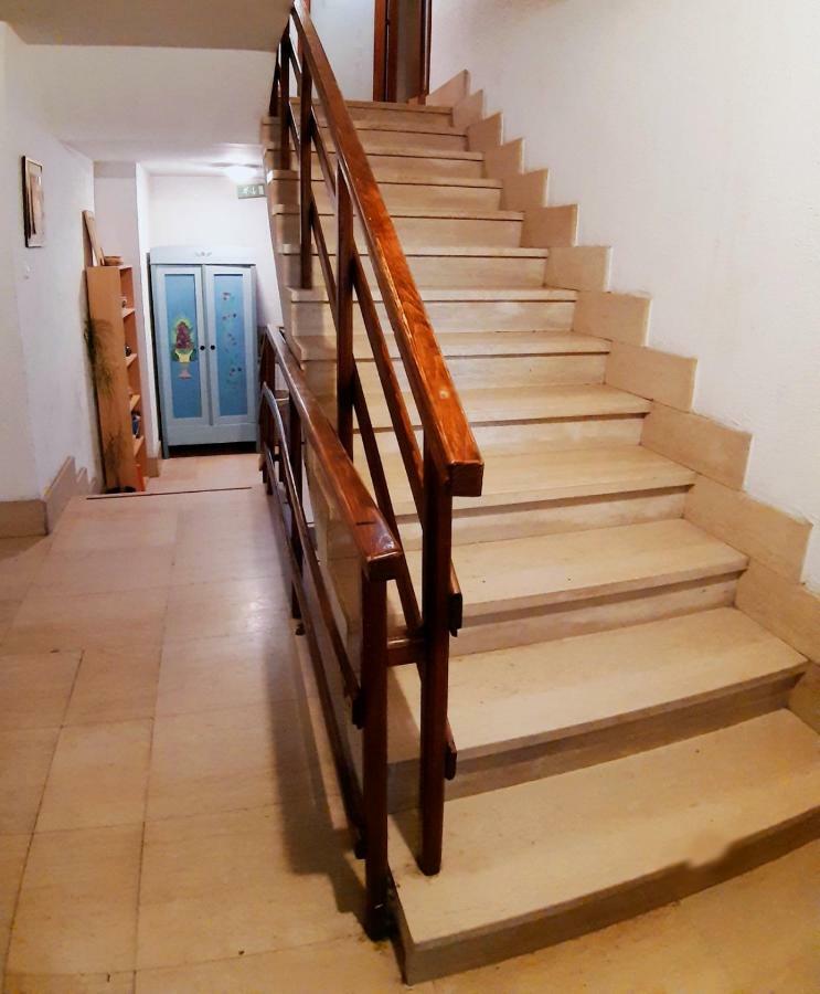 Hostel Pansion Lion Szarajevó Kültér fotó